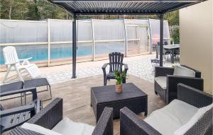 Bazén v ubytování Gorgeous Home In Dolus-dolron With Private Swimming Pool, Can Be Inside Or Outside nebo v jeho okolí