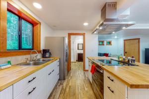 Dapur atau dapur kecil di The Hideaway