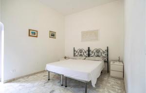 Katil atau katil-katil dalam bilik di Awesome Apartment In Peschici With Wifi