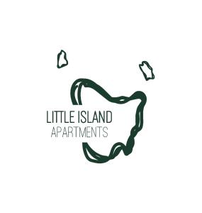 un cartello con le parole "Little Island apartmentments" scritto in nero di Little Island Apartments a Hobart