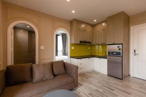 Una cocina o zona de cocina en Mercury Beach DaNang