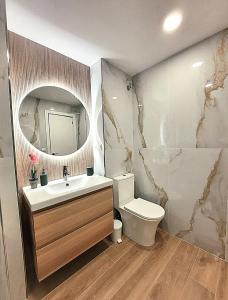 Kúpeľňa v ubytovaní NUEVO! Algaida Calahonda Beach Studio