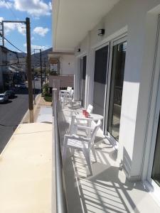 Balkón nebo terasa v ubytování Holiday Home in a great location! Welcome to Crete!