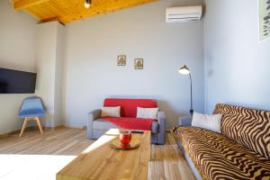 Gallery image of Maritinas Apartment Sea View - Happy Rentals in Katakolon