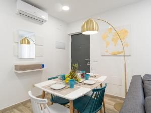 Fotografia z galérie ubytovania Preciosa Casa Terraza Privada 2hab 2baños AC v destinácii Málaga