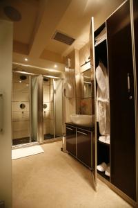 Kúpeľňa v ubytovaní A'dors Apartments - Bed, Breakfast & Spa