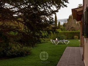 A garden outside Marina de namer
