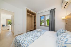 Zdjęcie z galerii obiektu Apartamento Aquamarina 3 w mieście Cala Ferrera