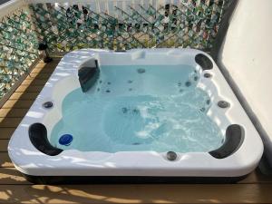 Fotografie z fotogalerie ubytování Daisy Lodge with Hot Tub v destinaci Malton
