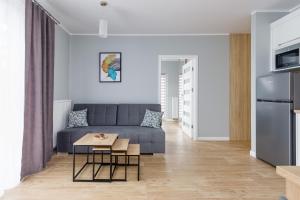 Posedenie v ubytovaní Apartment Rybacka with Parking&Balcony by Noclegi Renters