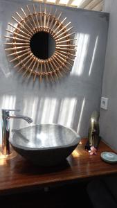 Mynd úr myndasafni af Brahmanhut - Eco Hut experience in harmony with nature, wellbeing and spirit í Bain Boeuf