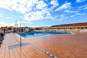 Fotografie z fotogalerie ubytování Beautiful spacious 1 bedroom apartment with a Pool, Marina Palace 608 v destinaci Playa Paraiso