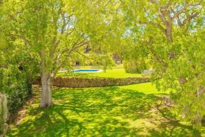 Vonkajšia záhrada v ubytovaní Masia 1612 Muy cerca de las playas Costa Brava
