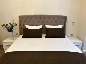 Ένα ή περισσότερα κρεβάτια σε δωμάτιο στο OLD TOWN CENTRAL PARK +28 φωτογραφίες