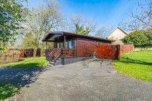 Budova, kde se chata nachází