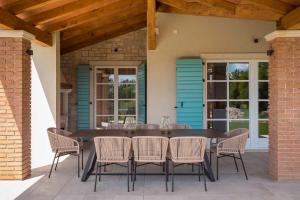 Patio nebo venkovní prostory v ubytování Holiday home in Visnjan - Istrien 41014