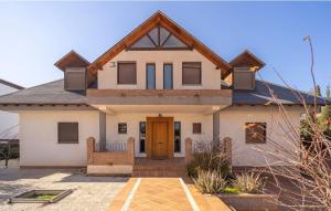 Fotografie z fotogalerie ubytování Villa nórdica, Otura v destinaci Otura