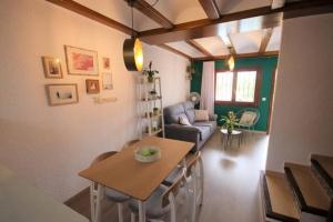 Χώρος καθιστικού στο Bungalow California en Els Poblets