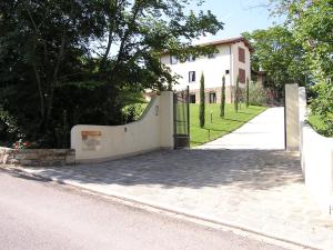 Das Gebäude in dem sich das Bed & Breakfast befindet