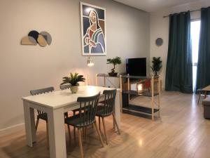 TV a/nebo společenská místnost v ubytování CriteriaHome! nice&easy