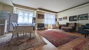 Posedenie v ubytovaní Kamil Apartments, Lux S, 131m2