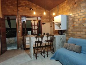 Η κουζίνα ή μικρή κουζίνα στο Bella Casa Bouganville - APA Barra de Mamanguape +27 φωτογραφίες