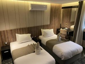 Katil atau katil-katil dalam bilik di The View Delta Hotel