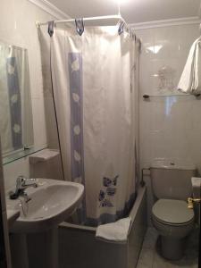 Guesthouse Hostal La Plaza, Tielve, Spain - Booking.com