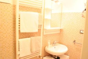 Koupelna v ubytování Appartamento Maggiore