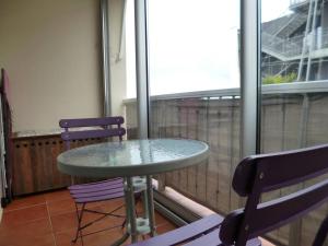 Fotografia z galérie ubytovania T1 à Balaruc-les-Bains, proche thermes, balcon vitré, bien équipé, 2 pers, non-fumeurs, sans animaux - FR-1-571-57 v destinácii Balaruc-les-Bains