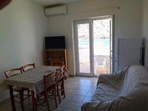 Ruang duduk di Apartment Moonstone