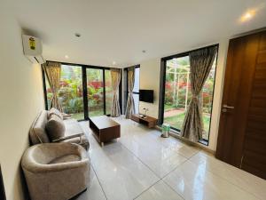 Coco Palms Resort, Diveagar的休息区
