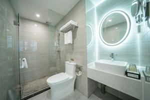 Shenzhen Kingkey Kingyu Hotelにあるバスルーム