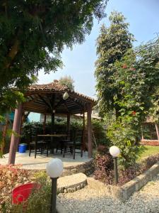 Imagine din galeria proprietății Annapurna View Lodge în Chitwan