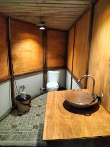 Ванна кімната в Pekkae ecolodge and cafe