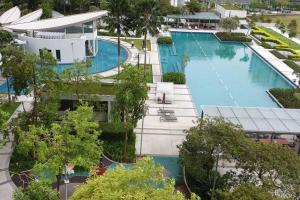 an overhead view of a swimming pool in a building at 2 bedder Seaview condo with Wifi near Legoland for 6 pax in Nusajaya