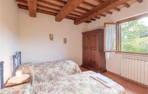 A bed or beds in a room at Seranna 4