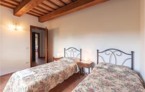 A bed or beds in a room at Seranna 4