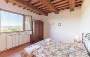 A bed or beds in a room at Seranna 4