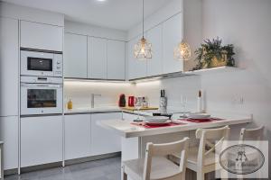 Kuchyň nebo kuchyňský kout v ubytování Apartamento Playa Recreo Little Apartments