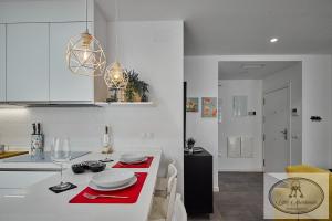 Kuchyň nebo kuchyňský kout v ubytování Apartamento Playa Recreo Little Apartments