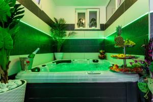 Fotografia z galérie ubytovania Apartment By the Way Hot Tub and Free Parking v Dubrovníku