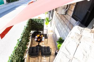 Fotografia z galérie ubytovania Apartment By the Way Hot Tub and Free Parking v Dubrovníku