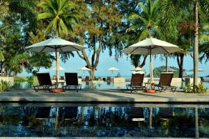 Kolam renang di atau dekat dengan Tanjung Rhu Resort