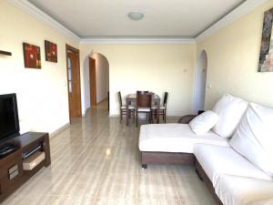 A television and/or entertainment centre at Spanish Connection - Seychelles Még 37 kép