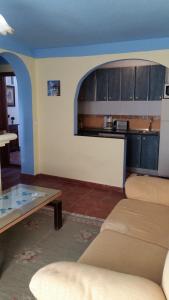 Kuchyňa alebo kuchynka v ubytovaní Sunshine Apartment at Tropical Coast of Granada