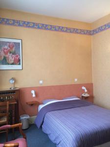 Galeriebild der Unterkunft Hôtel De Paris in Charleville-Mézières + 34 Fotos