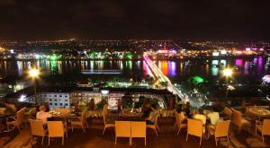 Nespecifikovaný výhled na destinaci Hue nebo výhled na město při pohledu z hotelu