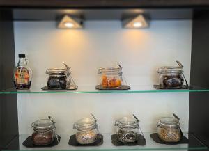 Set per la preparazione di tè e caffè presso Gasthaus zur Waldegg