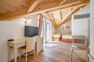 Telewizja i/lub zestaw kina domowego w obiekcie Villa Castelbell
